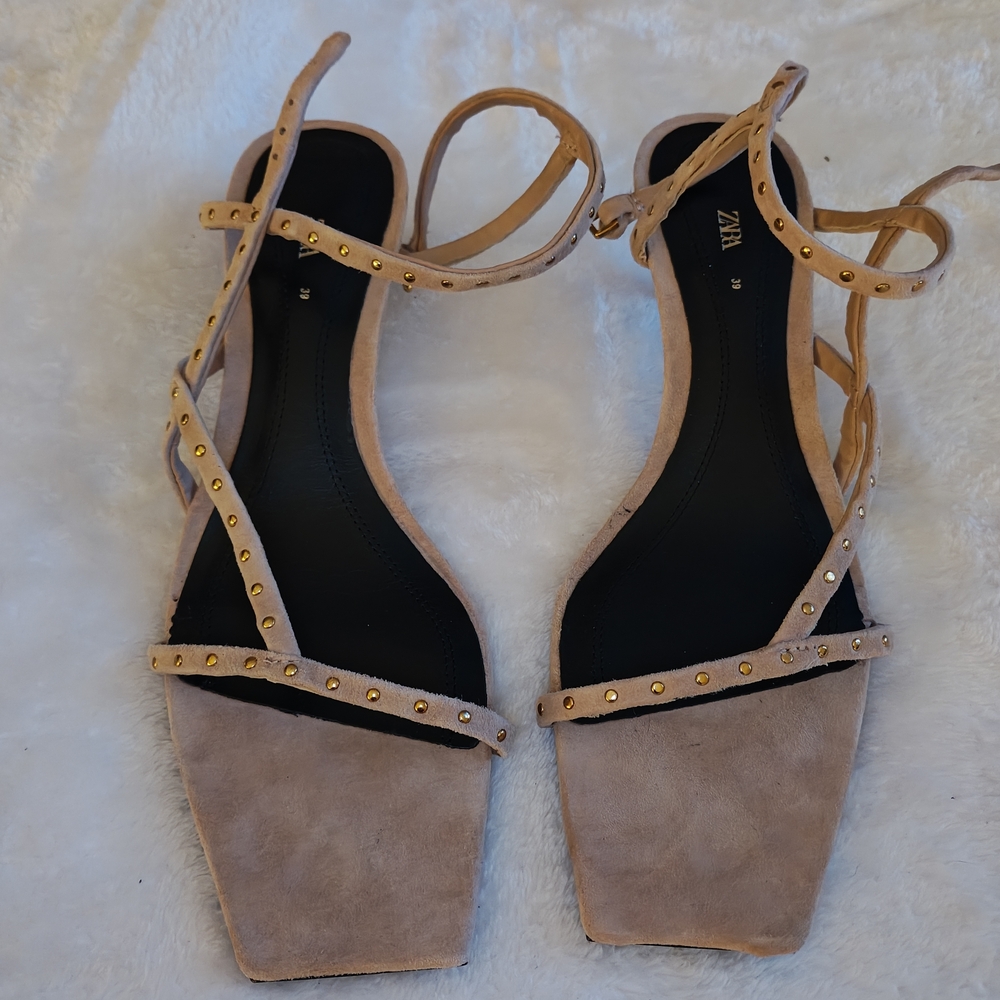 Zara Women's Beige Studded Sandals